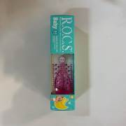 R.O.C.S. Baby 0-3 Yaş Muz Püresi Tadında Diş Macunu 45g + Diş Fırçası Seti Pembe
